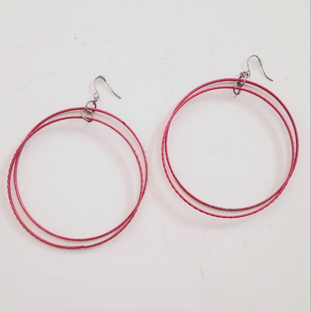 Metal hoops - Picture 1 of 6